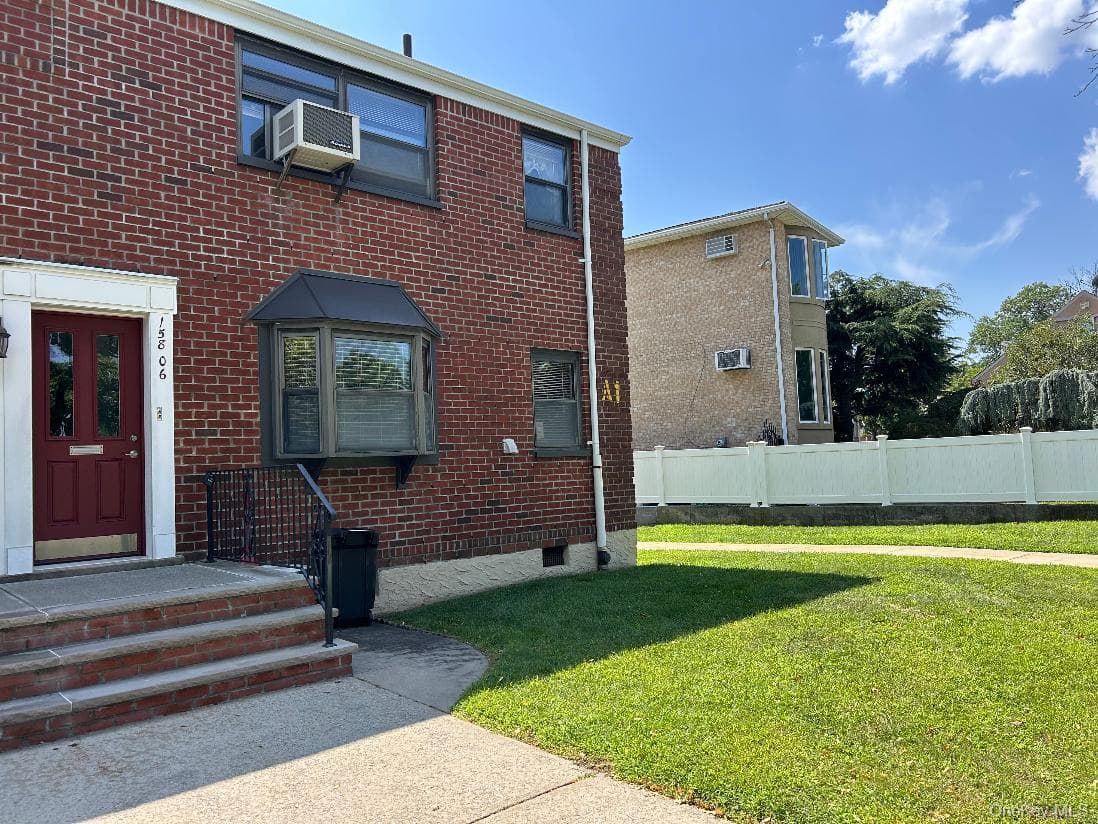 158 06 Cross Island Parkway Unit: 6-2, Whitestone