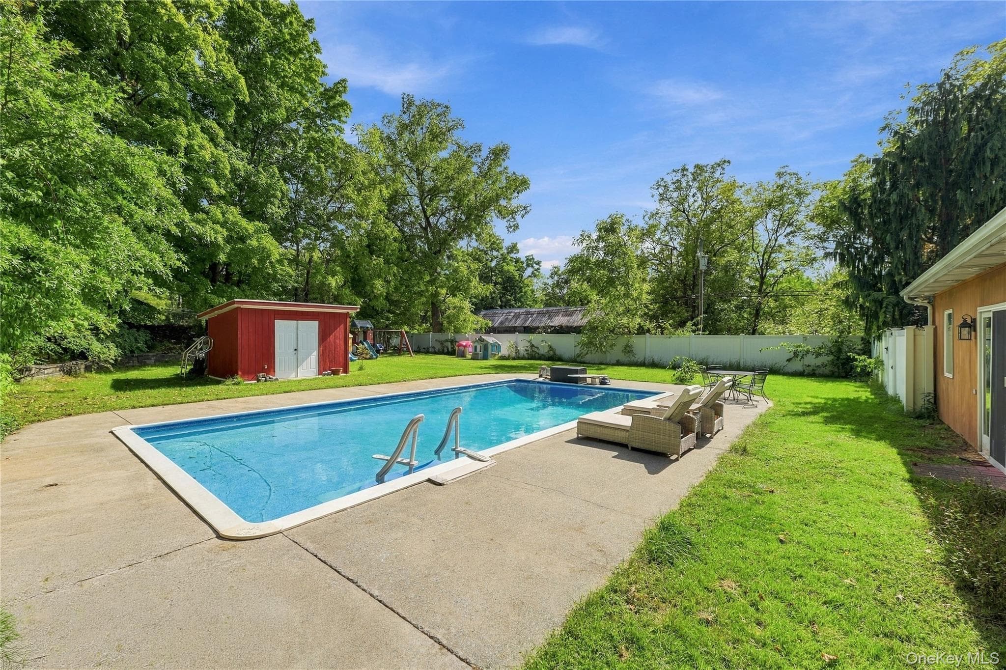 2 Stanton Drive thumbnail 38