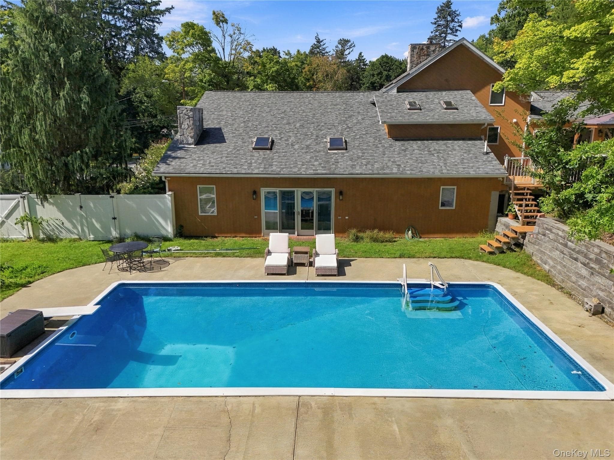 2 Stanton Drive thumbnail 41
