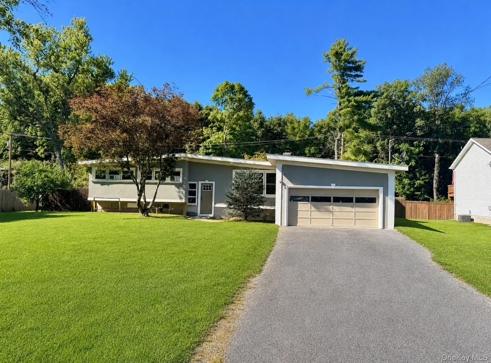 16 Exeter Road, Poughkeepsie