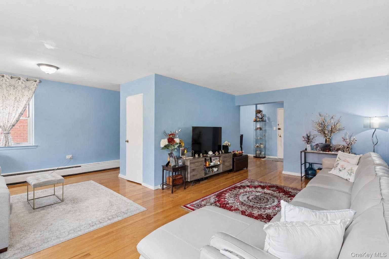 99-10 60th Avenue Unit: 5B thumbnail 3