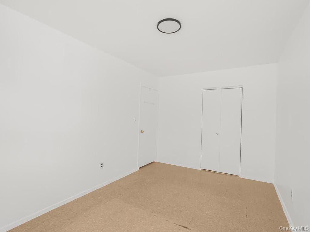 1060 Fox Street thumbnail 22