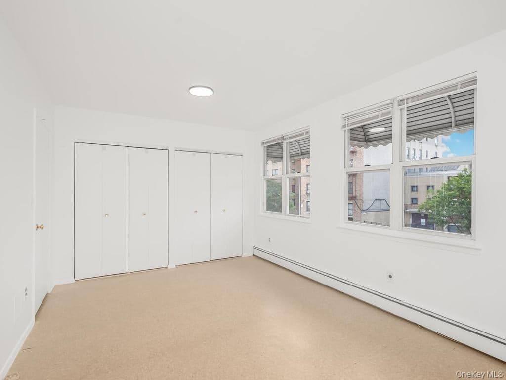 1060 Fox Street thumbnail 19