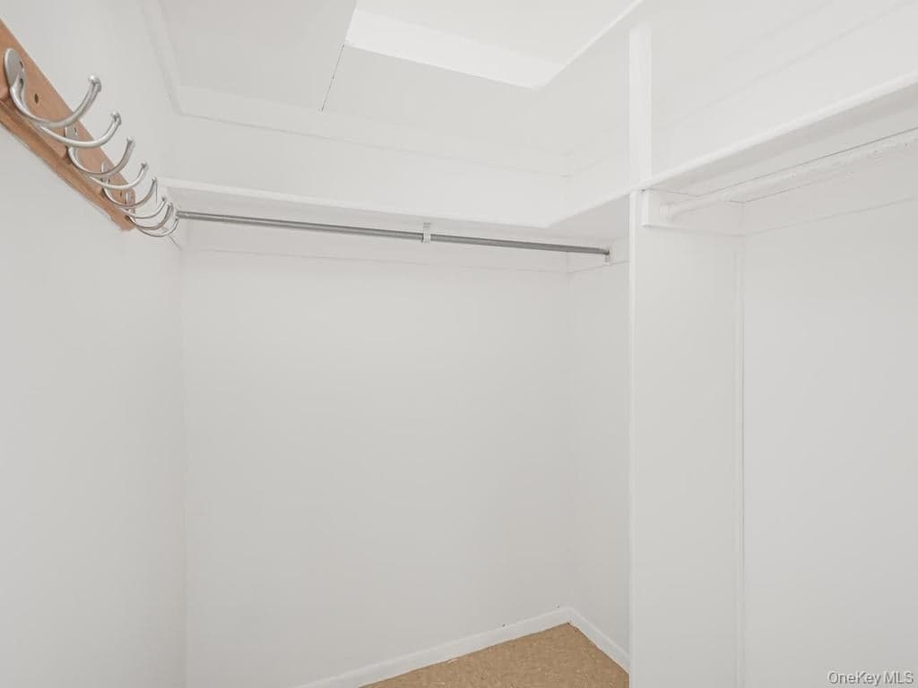 1060 Fox Street thumbnail 20