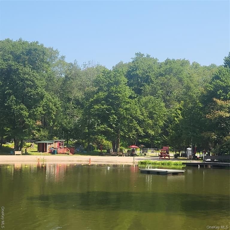 198 Pine Grove Road thumbnail 32