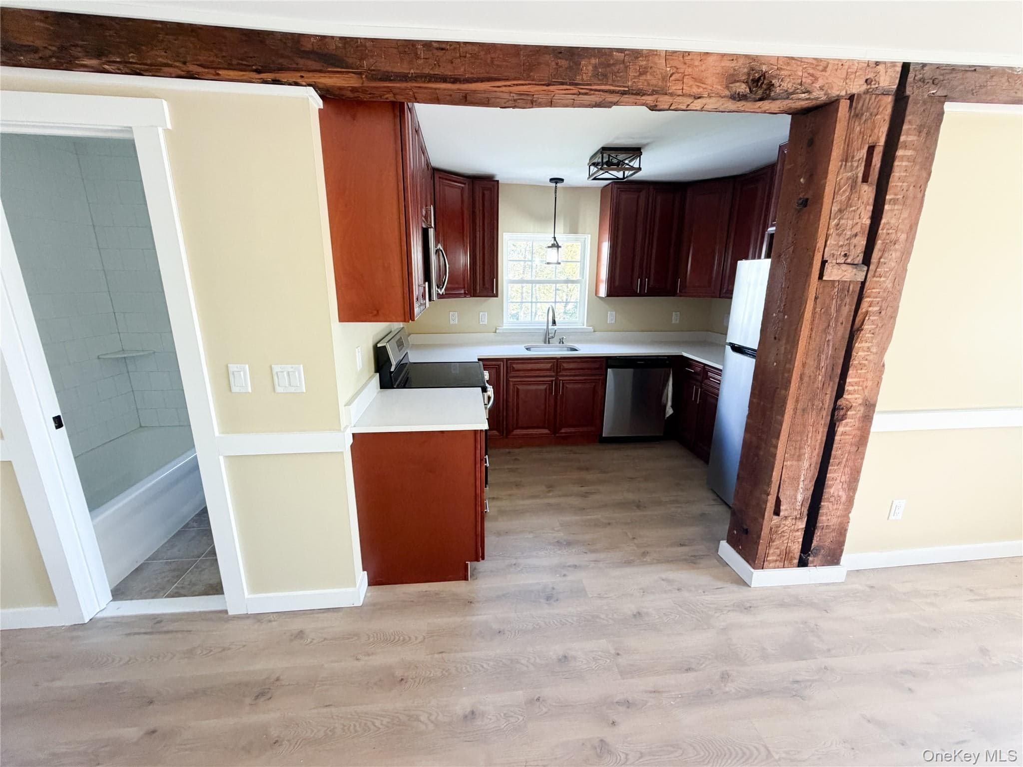 162 Rockland Road thumbnail 5