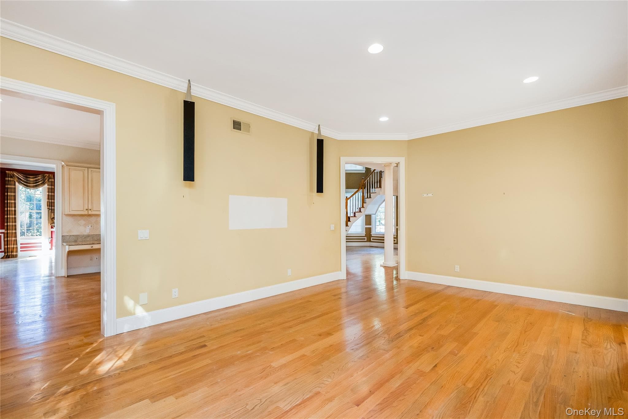 61 Charney Court thumbnail 16