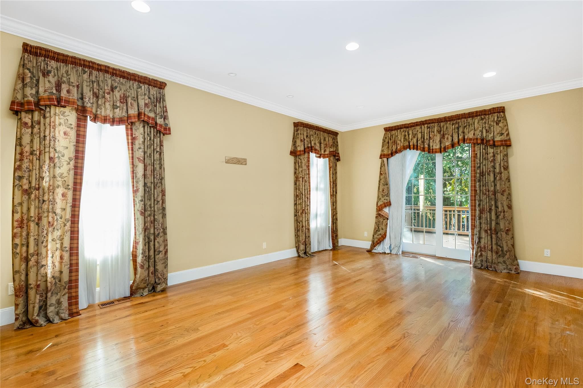 61 Charney Court thumbnail 14