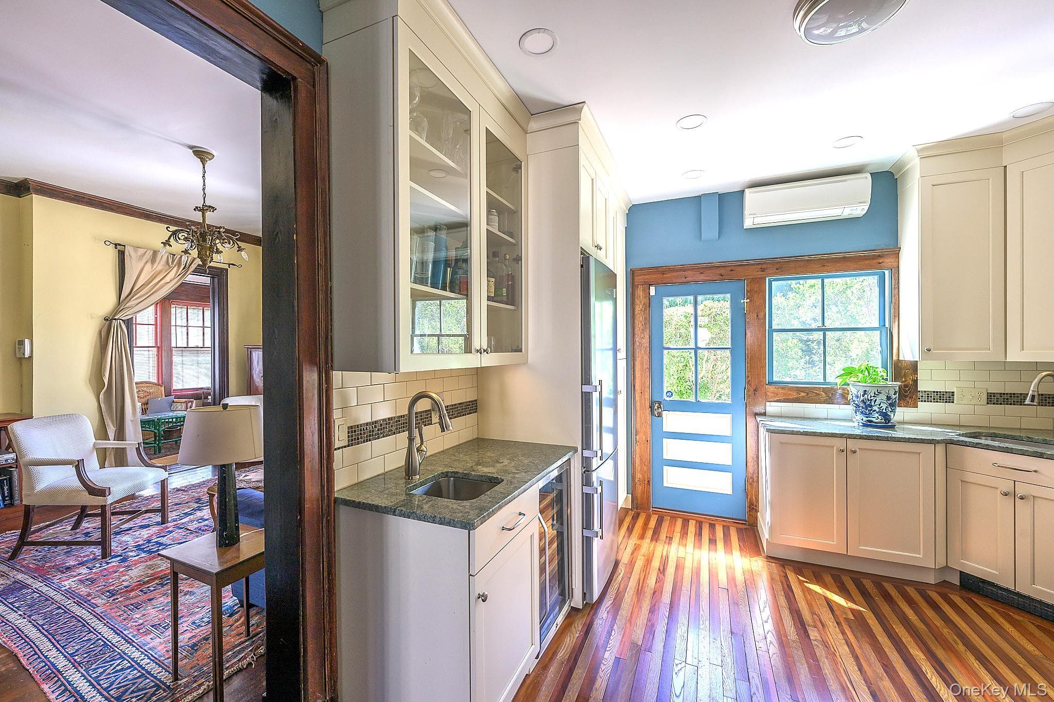 525-527 Union Street thumbnail 16