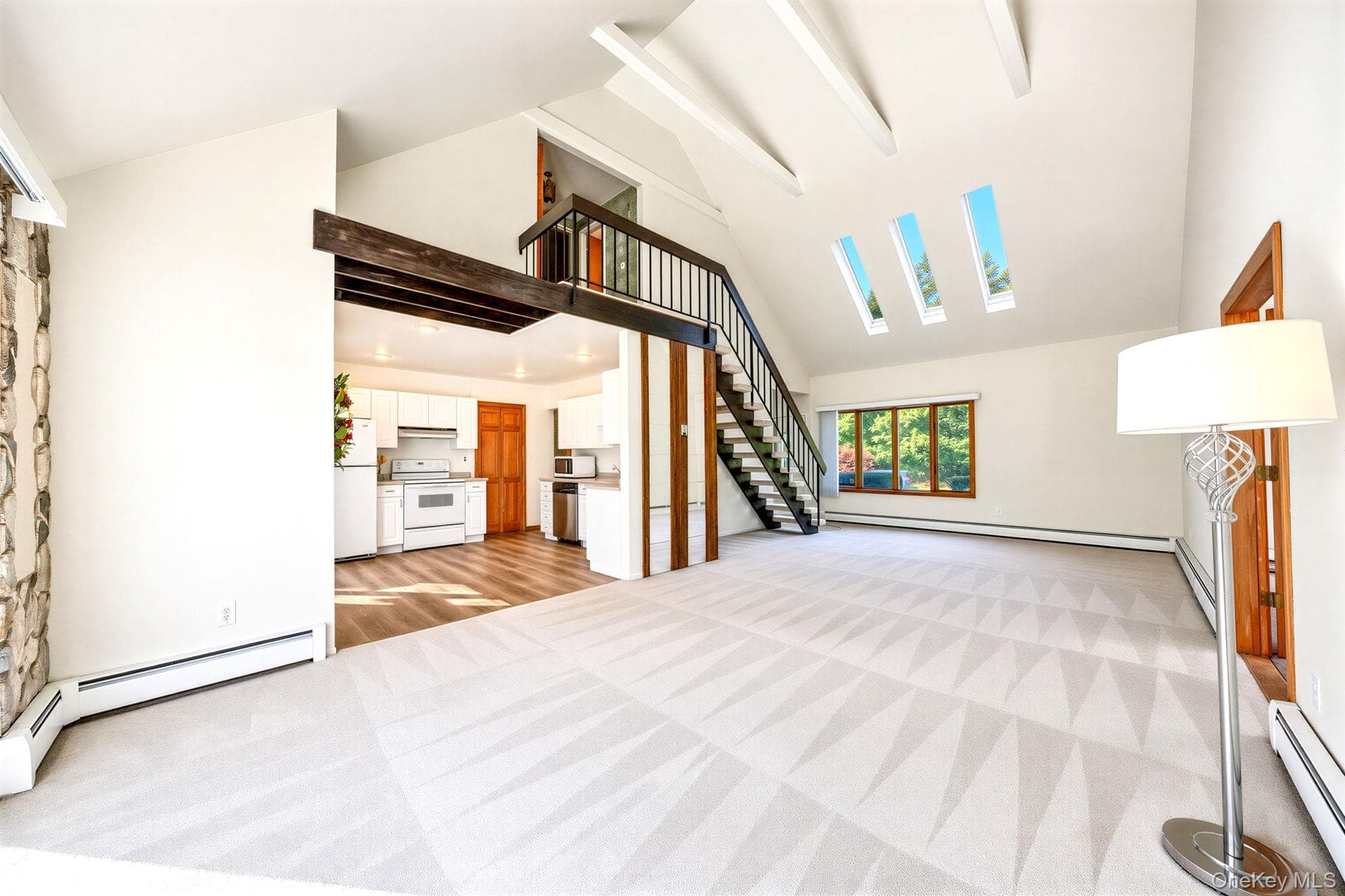 17 Fenwick Avenue thumbnail 5
