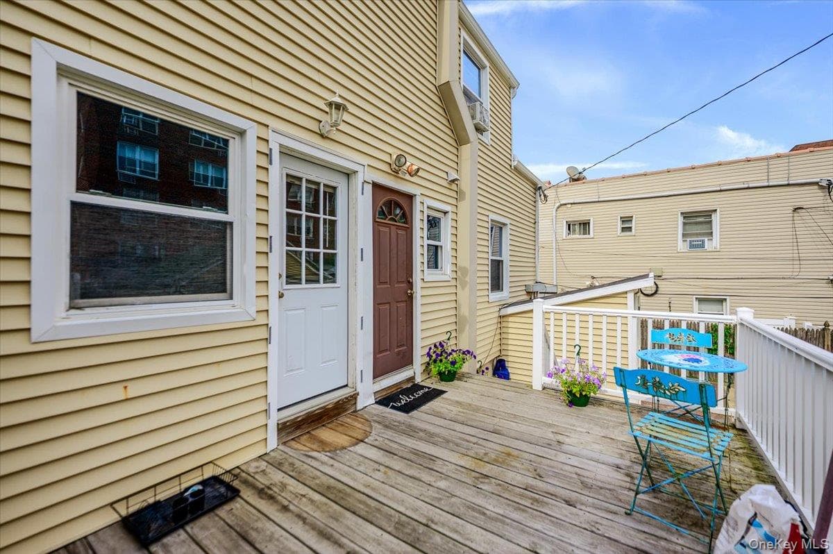 450 E Broadway thumbnail 14