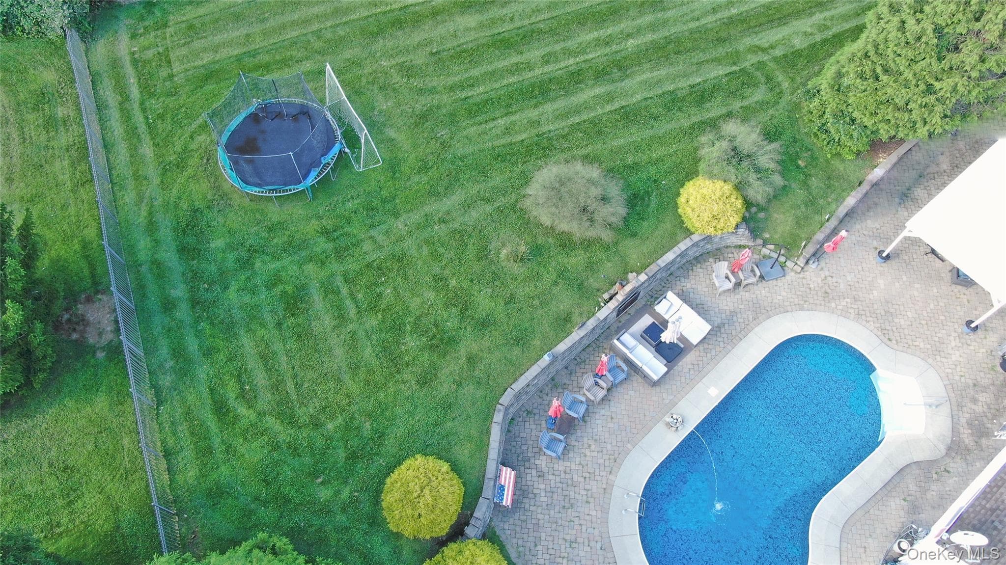 29 Duke Drive thumbnail 39
