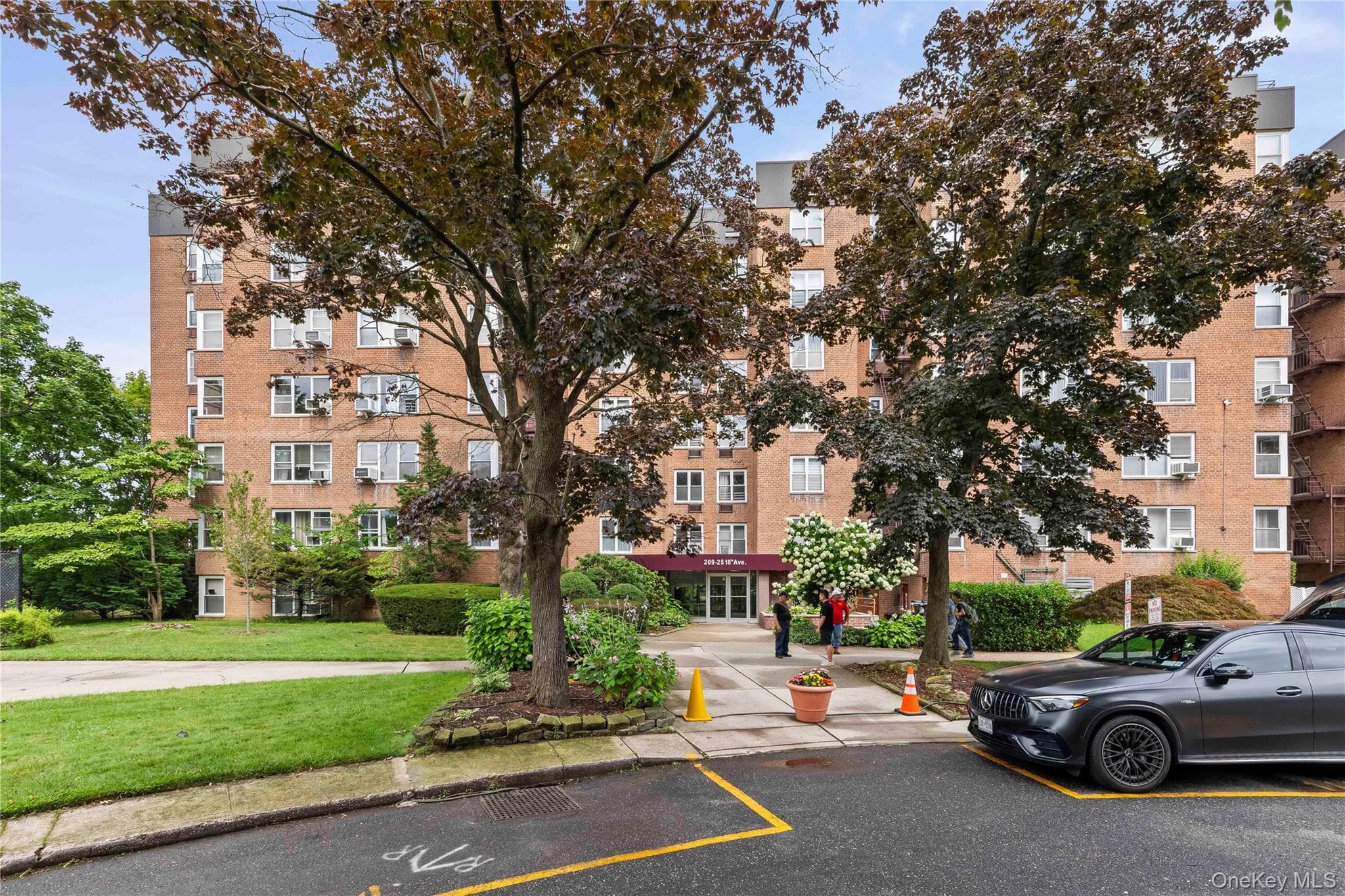 209-25 18th Avenue Unit: 2G thumbnail 9