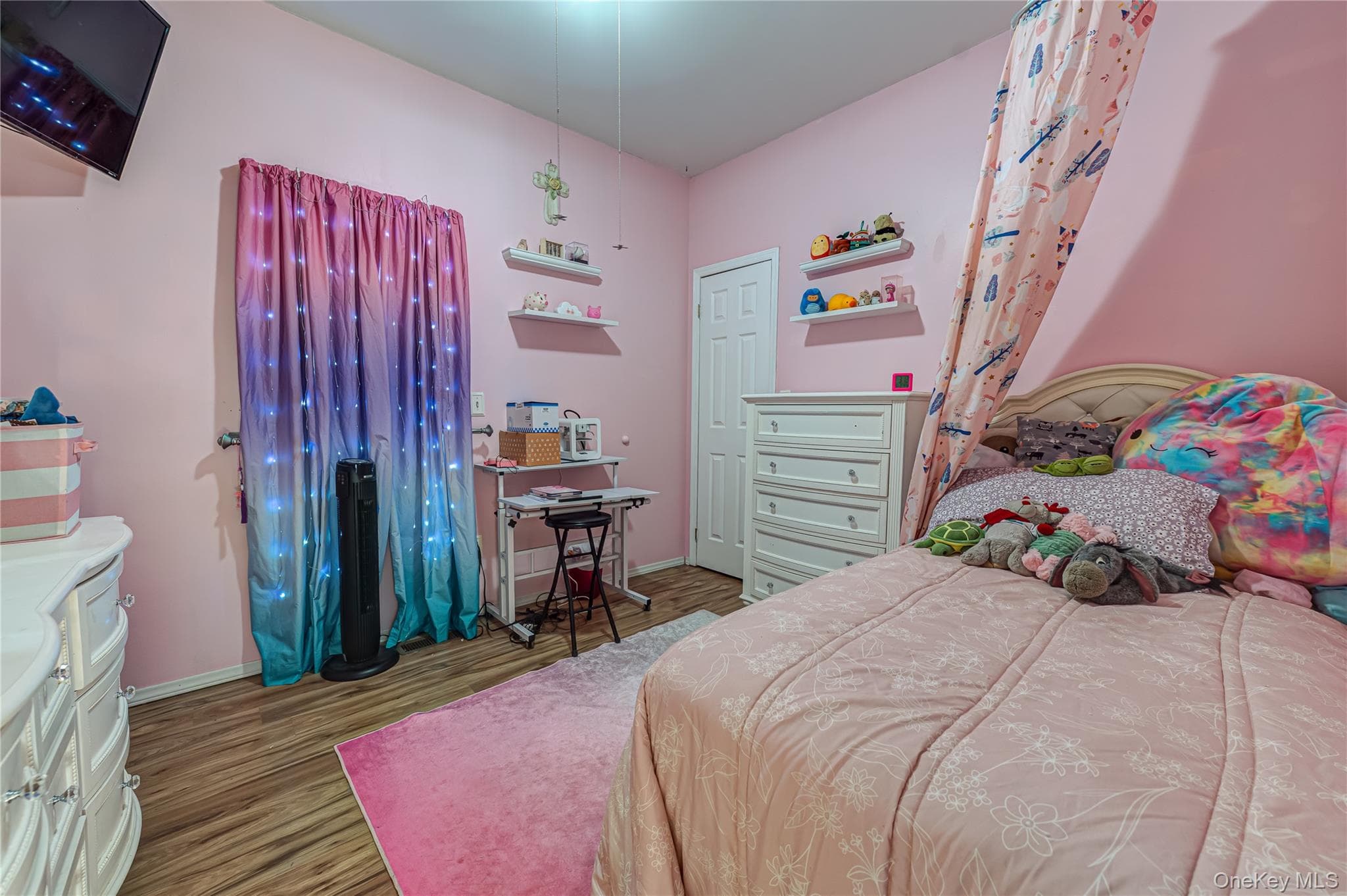 8 Forest Avenue thumbnail 9