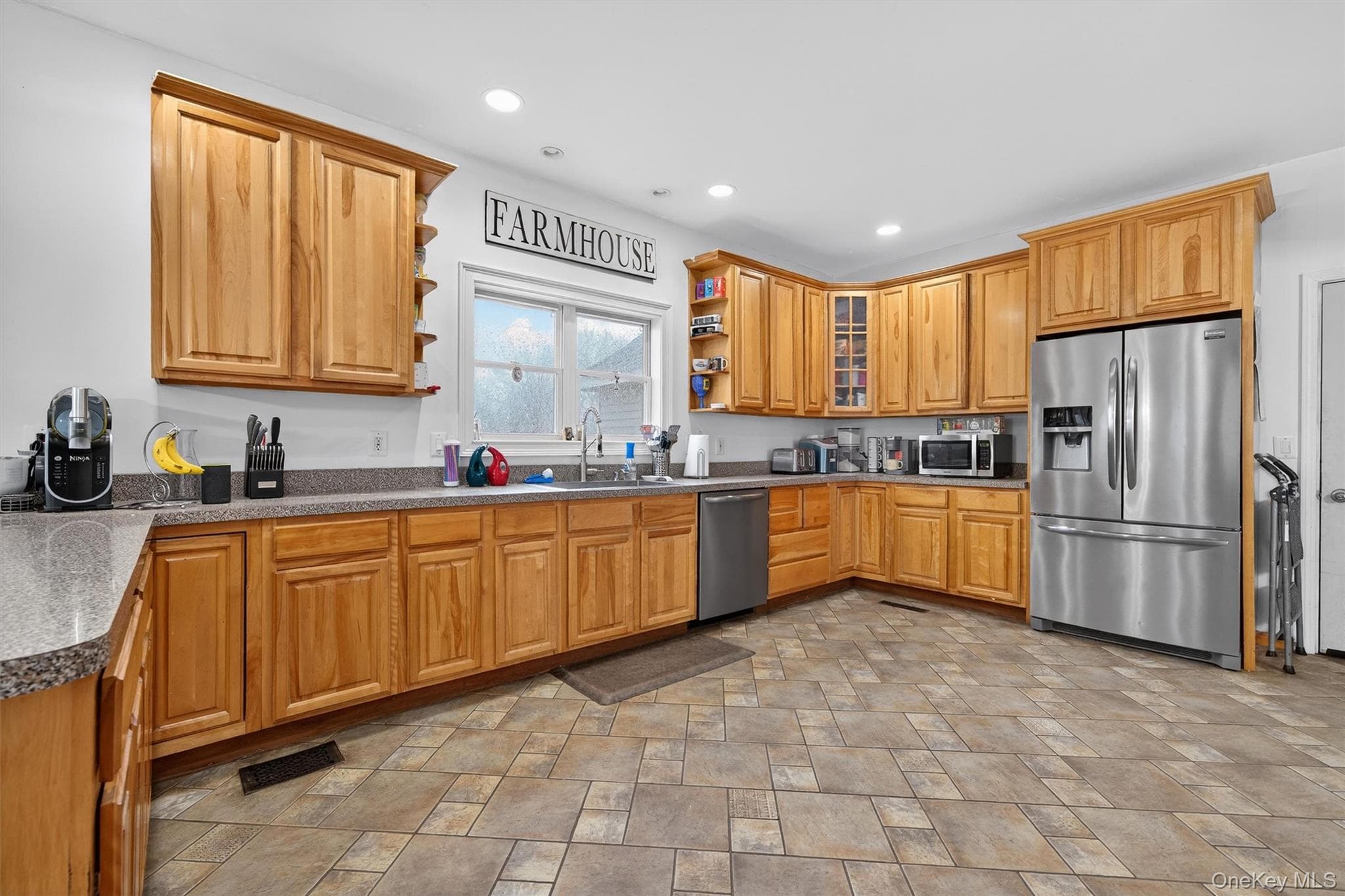 71 Eagle Crest Road thumbnail 18