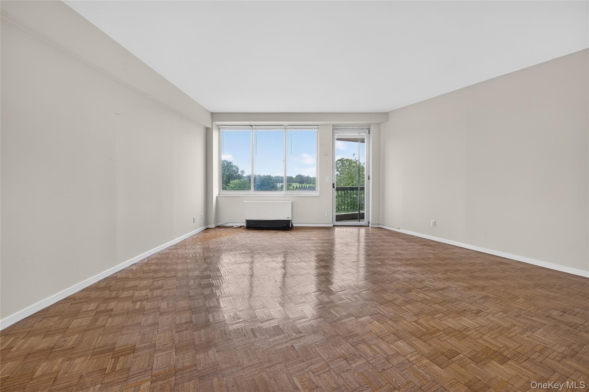 111 Cherry Vallley Avenue Unit: 408W thumbnail 18