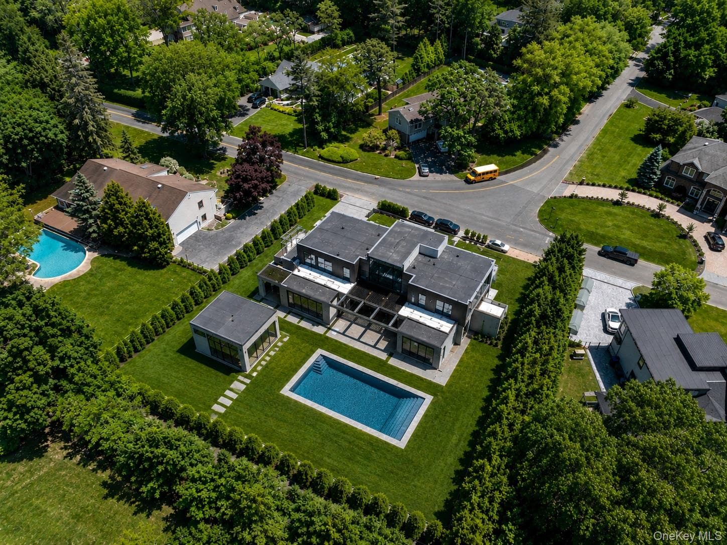1322 Everit Place thumbnail 4