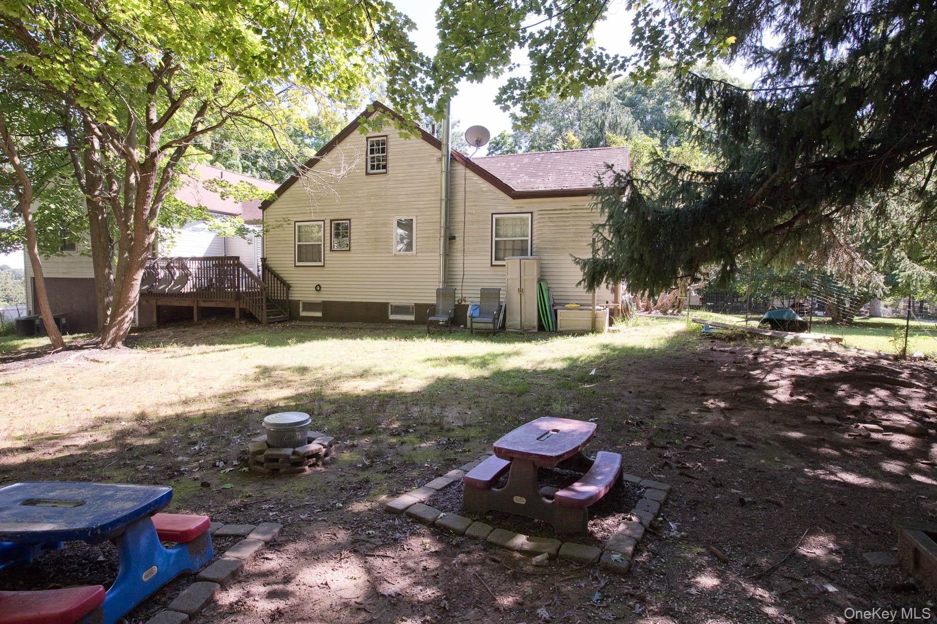 586 Union Road thumbnail 2