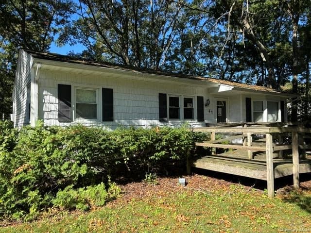 47 Andrea Court, Riverhead