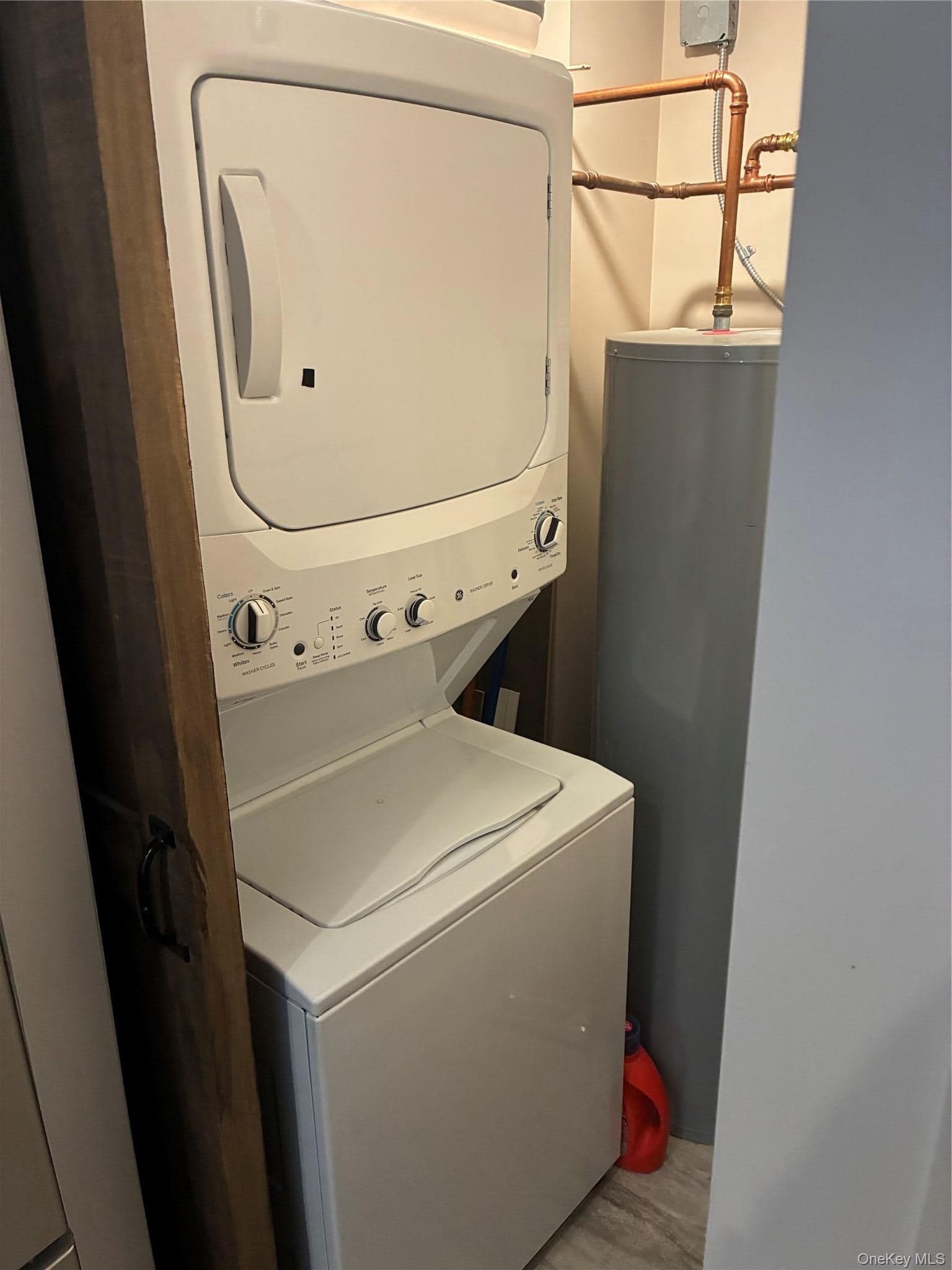 185 W Park Avenue Unit: 200 thumbnail 16