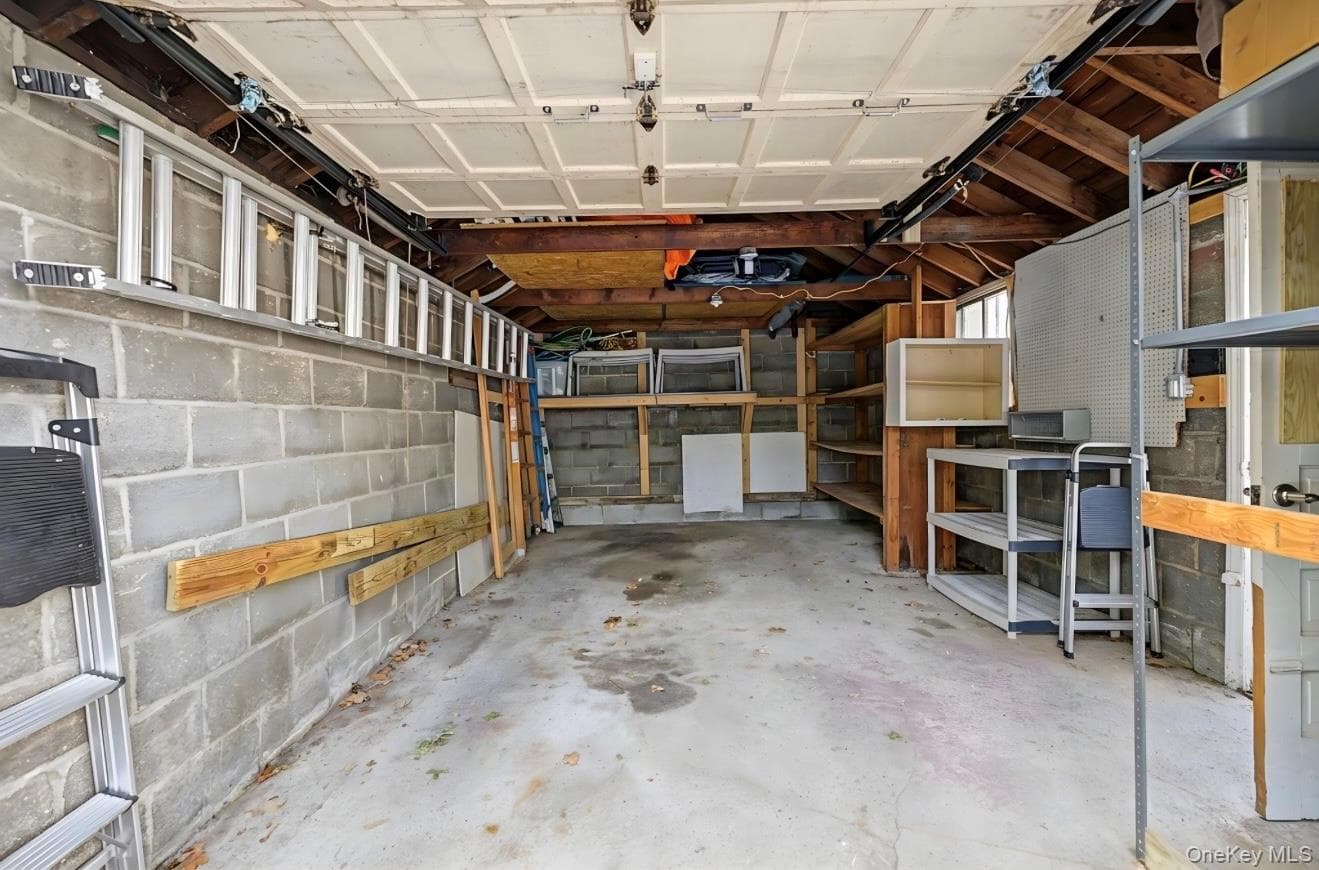 50-52 Francis Lewis Boulevard thumbnail 29