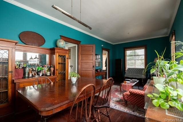 957 Columbia Street thumbnail 10
