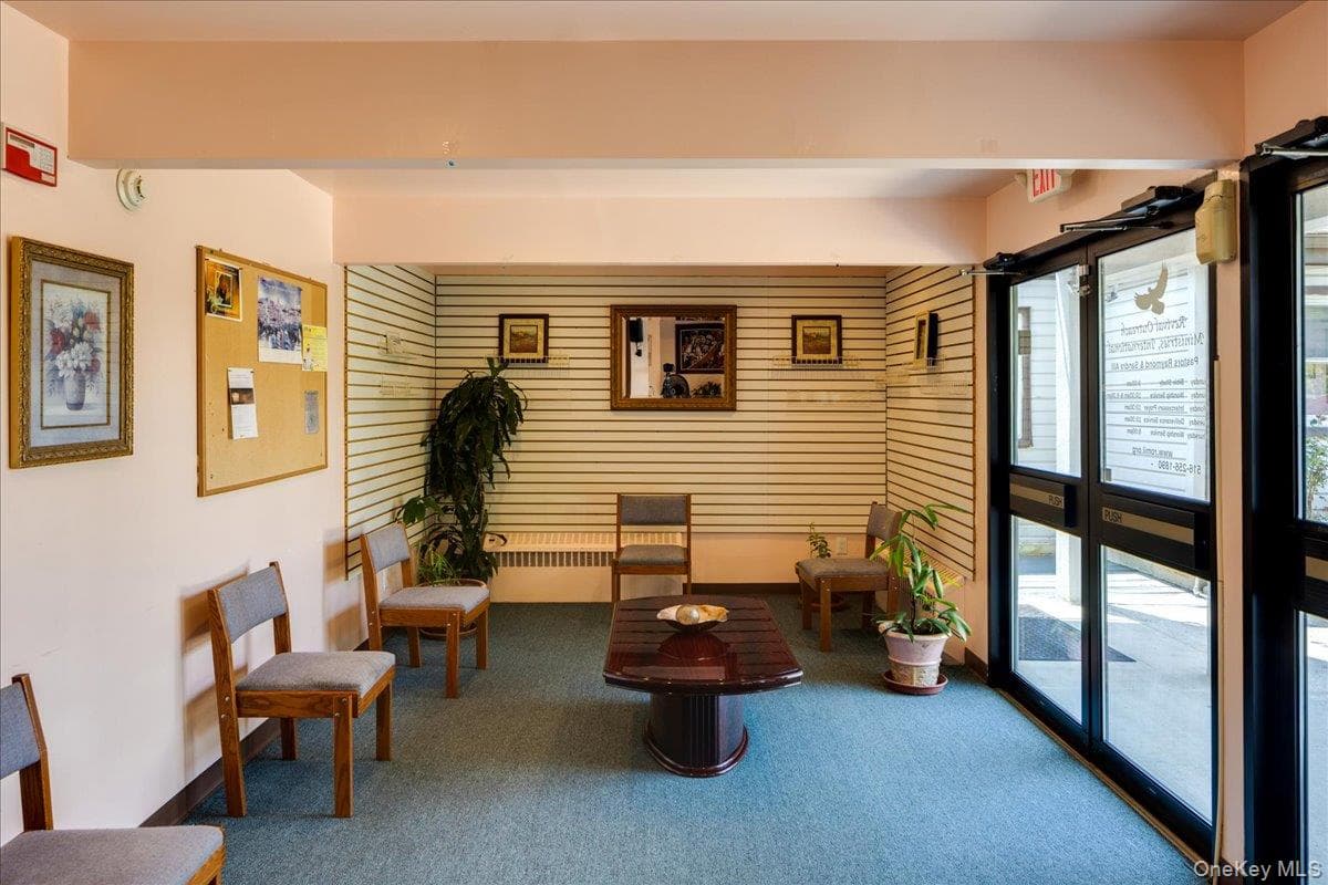 215 N Hillside Avenue thumbnail 14