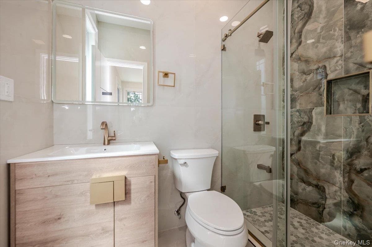 26 Countisbury Avenue thumbnail 18