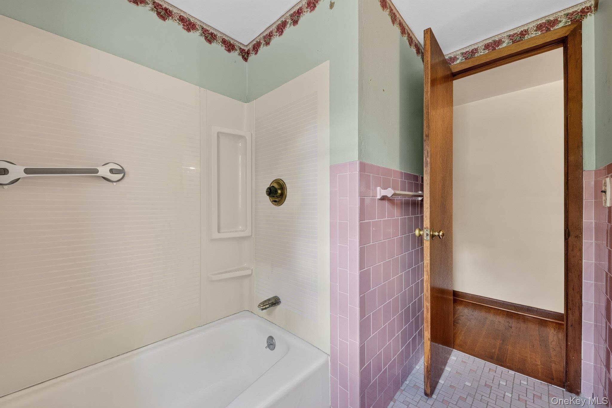 20 Hudson Drive thumbnail 19