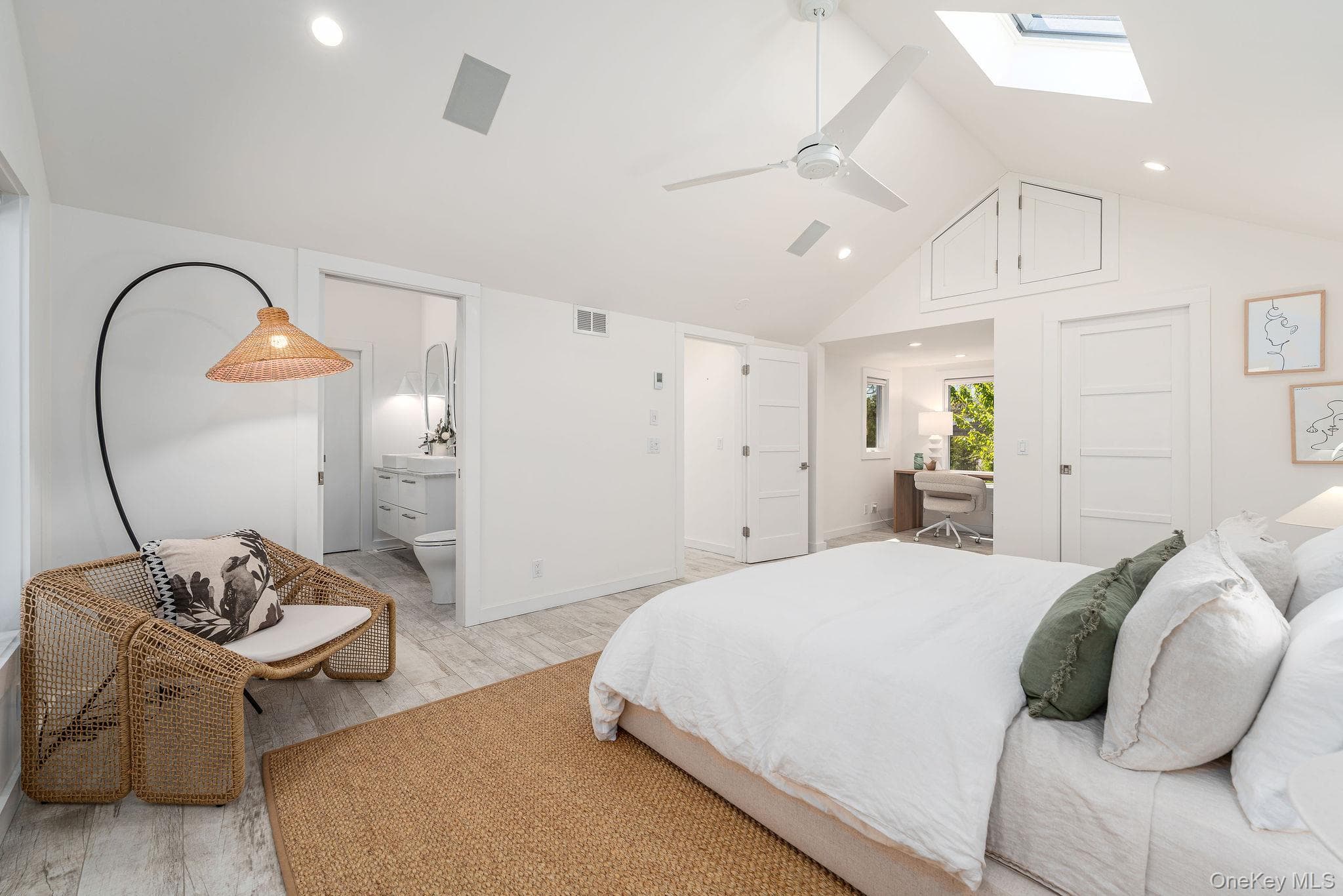 21515 Soundview Avenue thumbnail 22