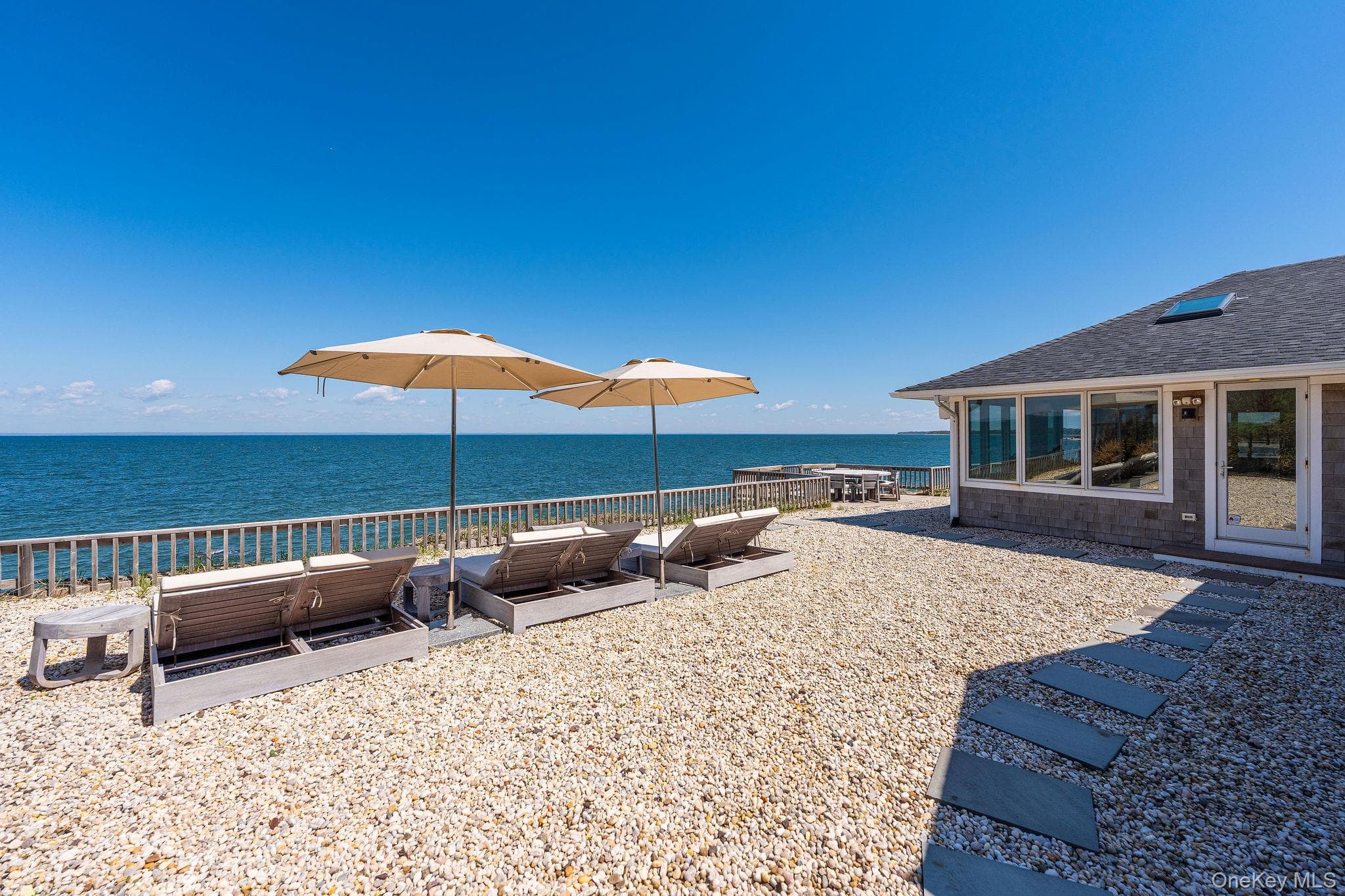 21515 Soundview Avenue thumbnail 33