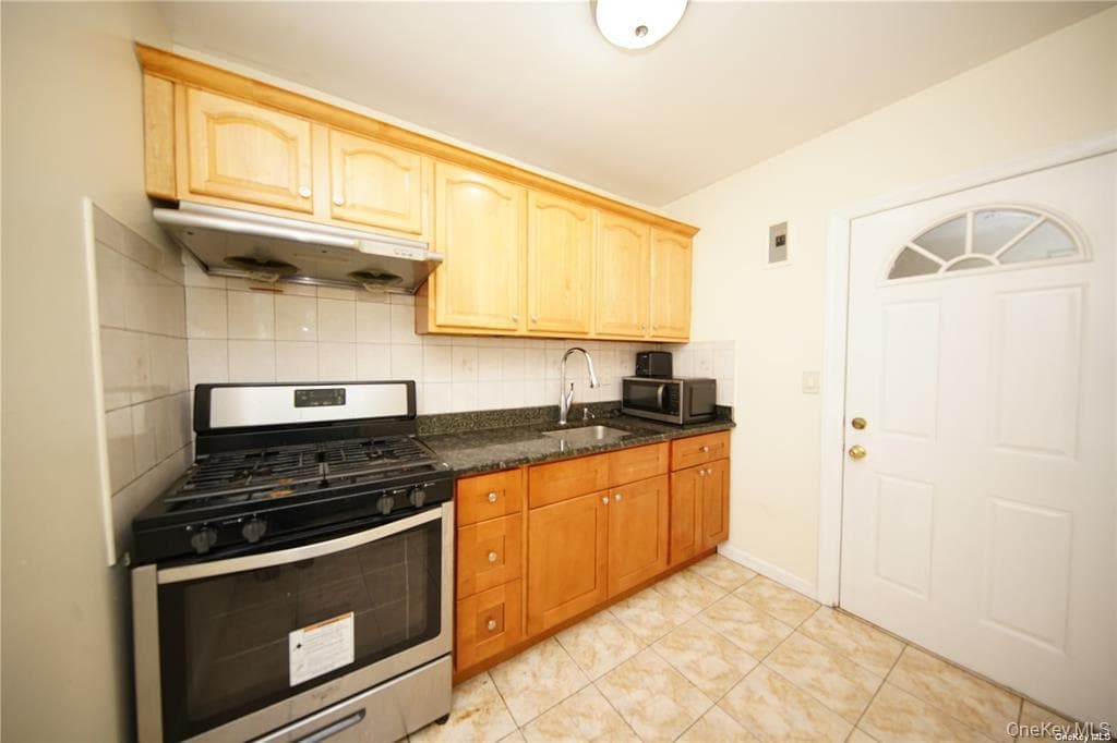 54-13 153rd Street thumbnail 11
