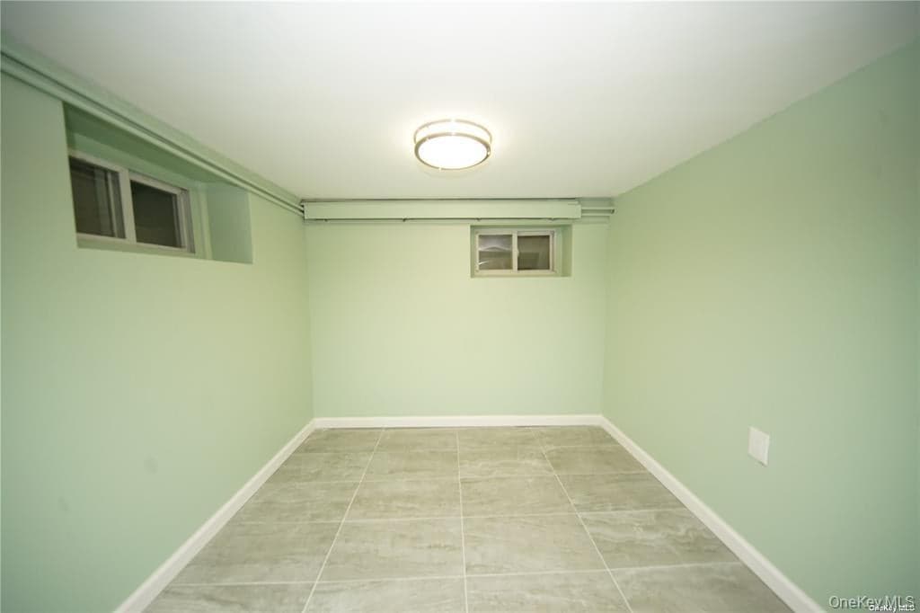 54-13 153rd Street thumbnail 18