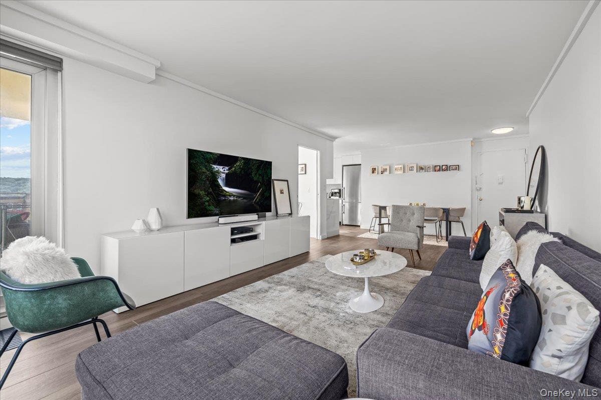 555 Kappock Street Unit: 6P thumbnail 2
