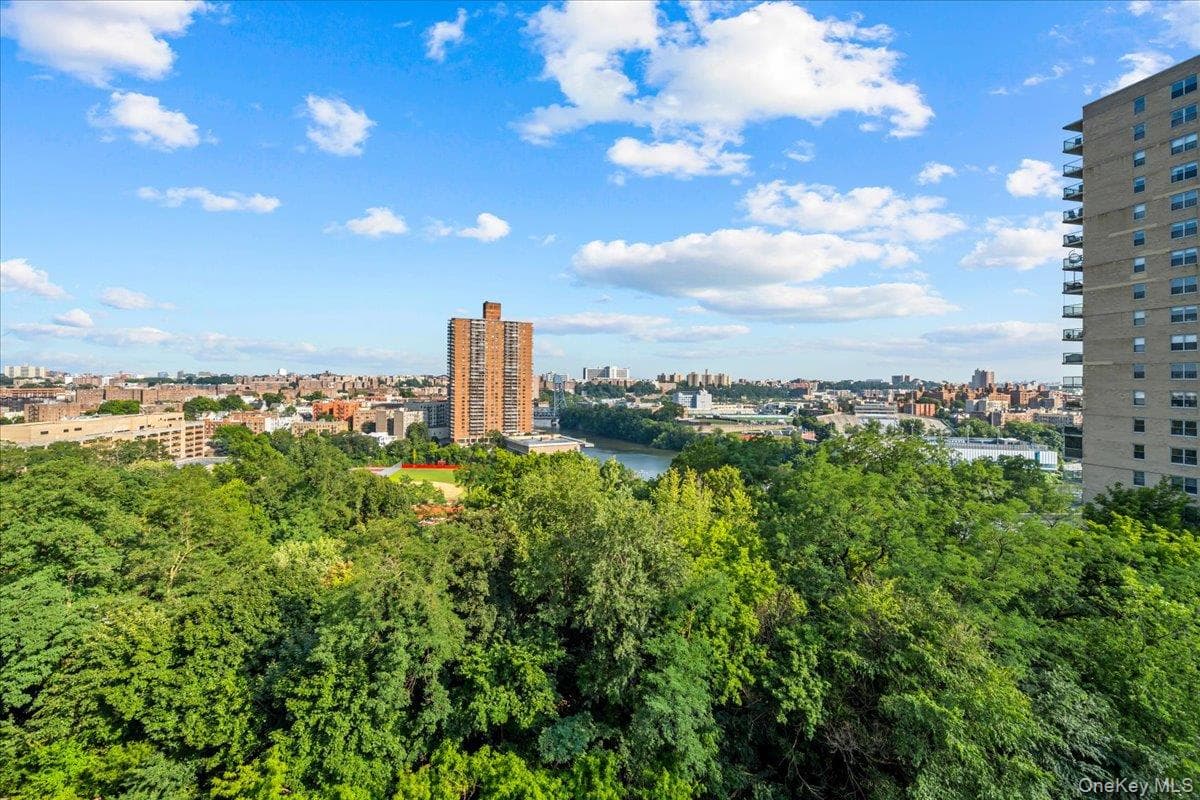 555 Kappock Street Unit: 6P thumbnail 17