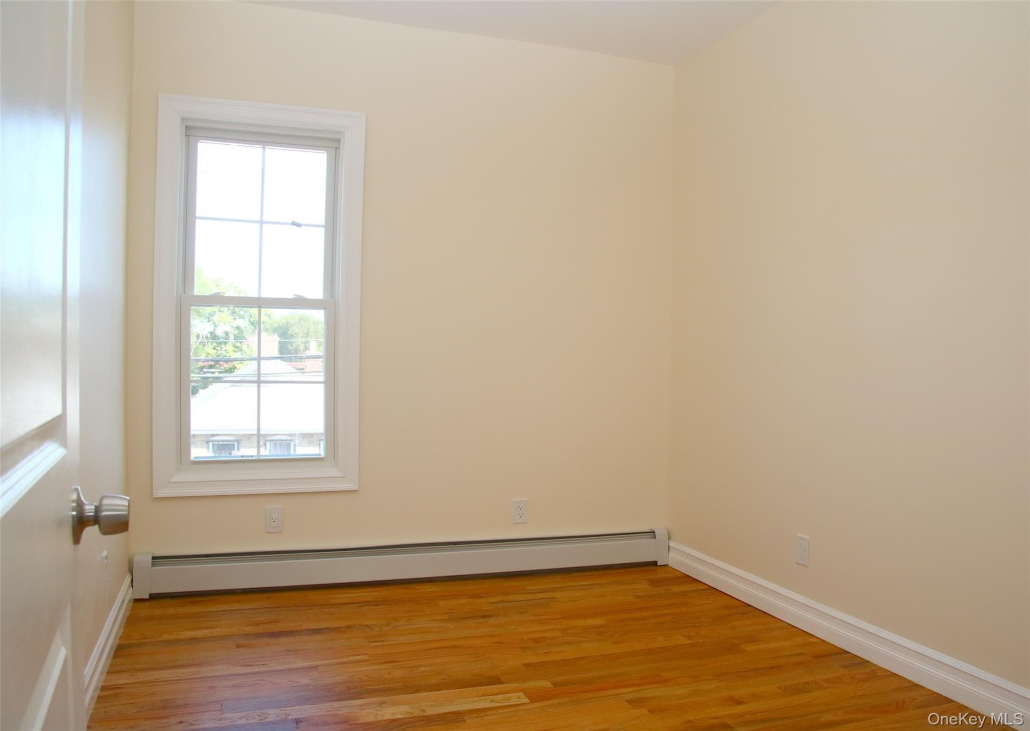 1048 E 98th Street thumbnail 11