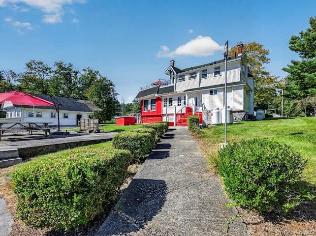 180 Yulan Barryville Road thumbnail 3