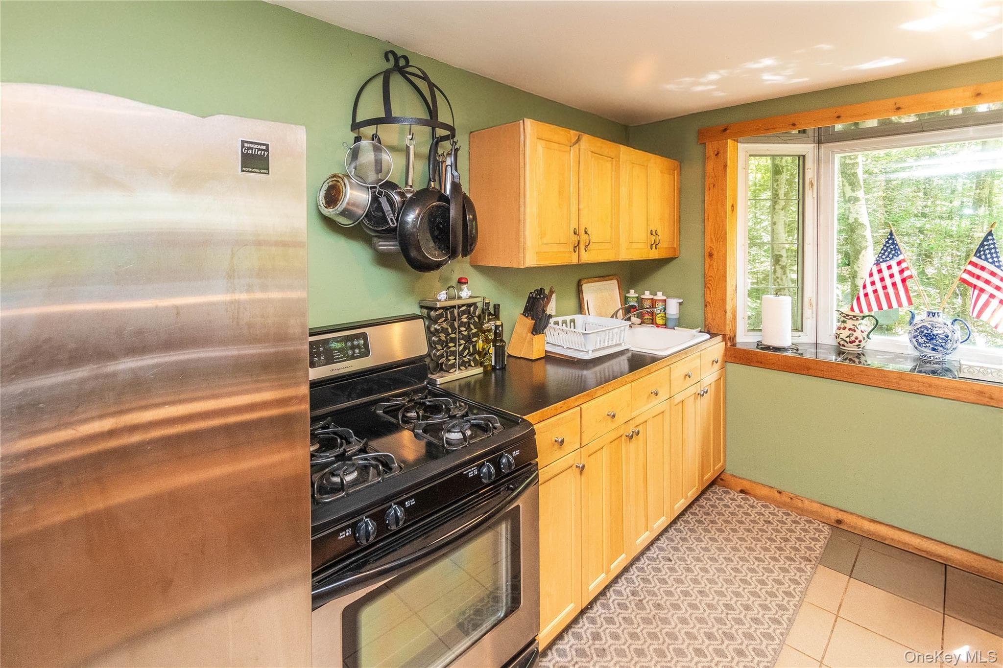 885 Grandview Road thumbnail 30