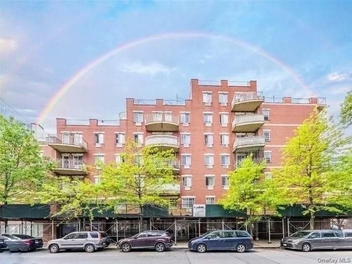 3506 Leavitt Street Unit: 5H, Flushing