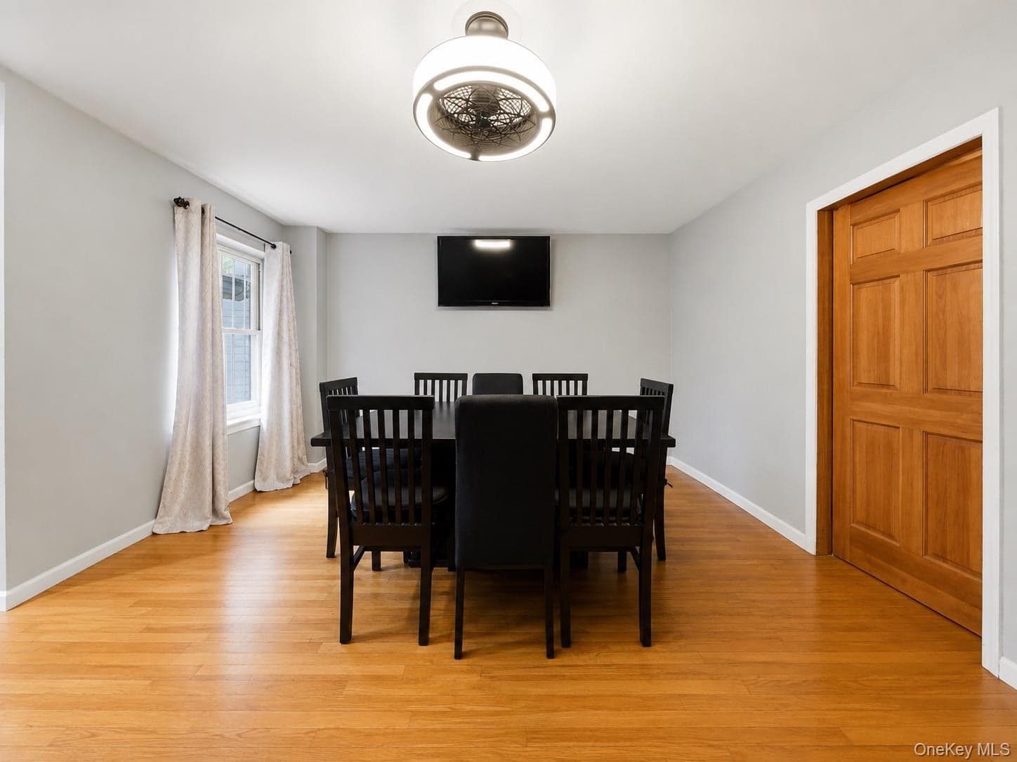 210 Brooklyn Avenue thumbnail 17