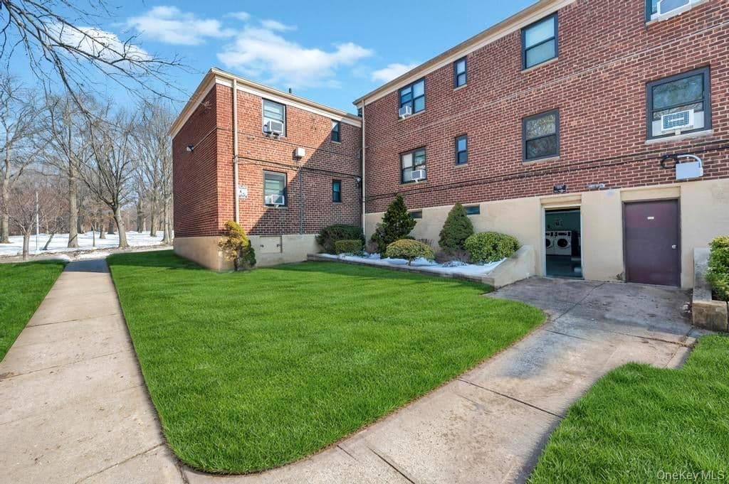 220-44 73rd Avenue Ave Unit: 26A1 thumbnail 16