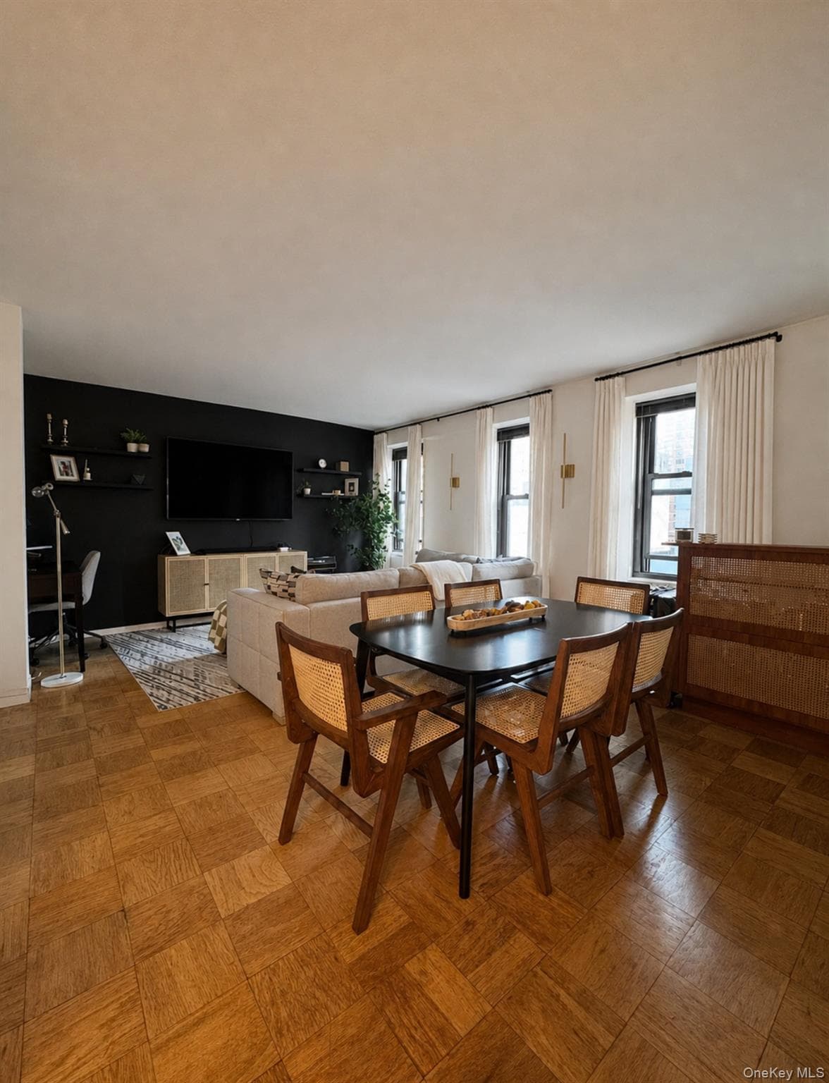 225 E 57th Street Unit: 20E thumbnail 6