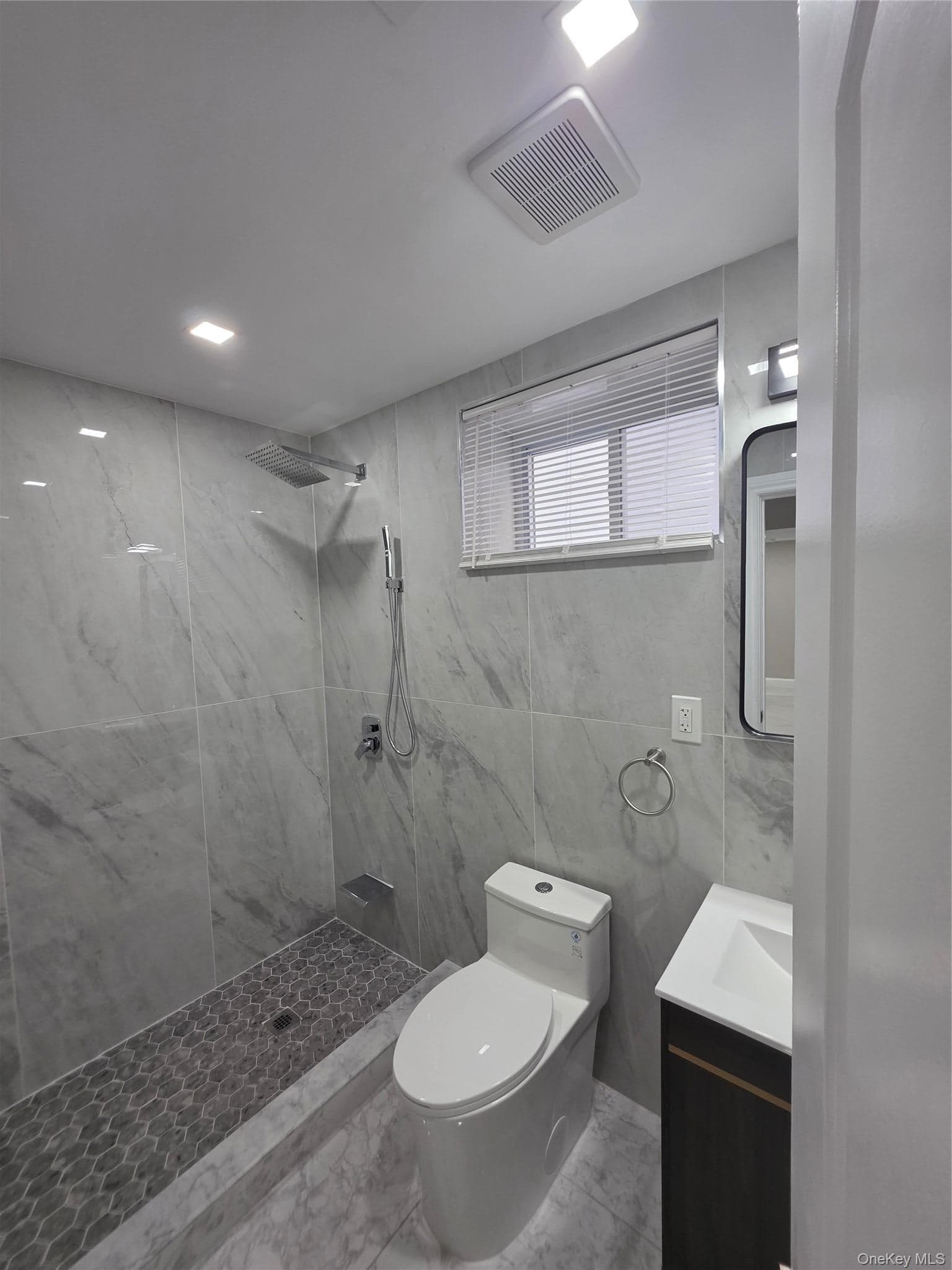 1720 New Haven Avenue thumbnail 20