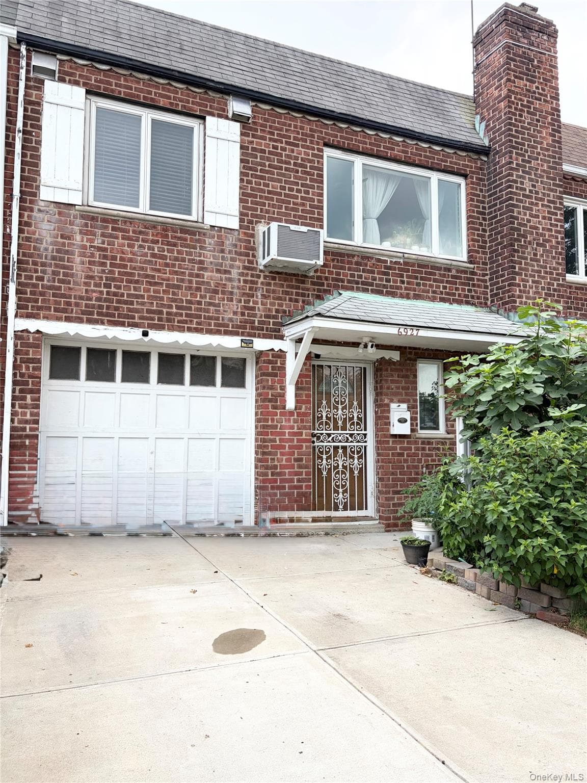 6927 169th Street, Fresh Meadows
