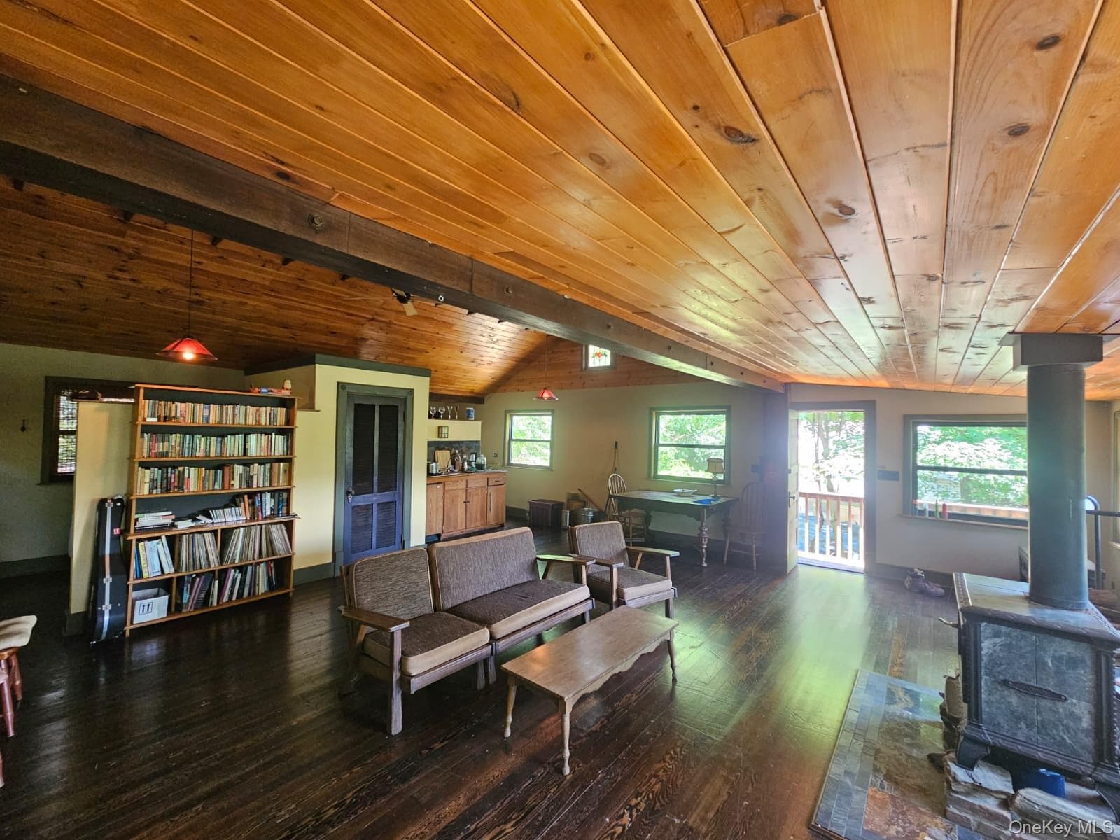 211 Brook Trail thumbnail 15