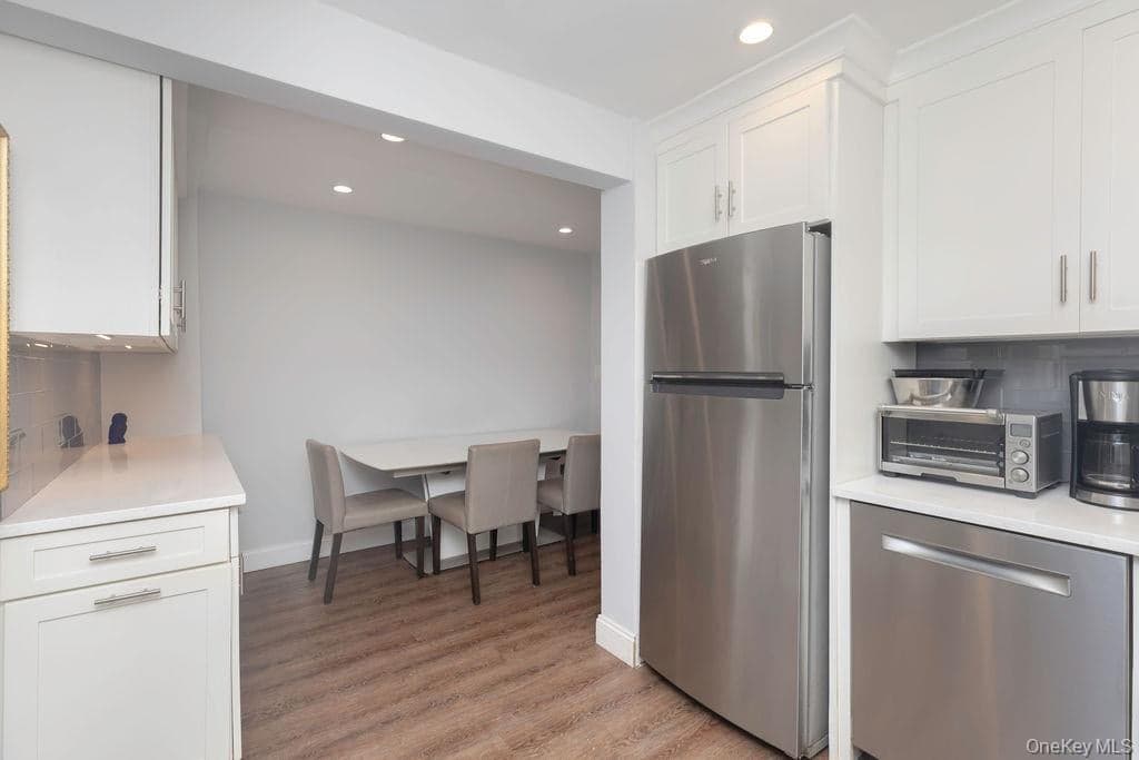 15 Leewood Circle Unit: 1R thumbnail 6