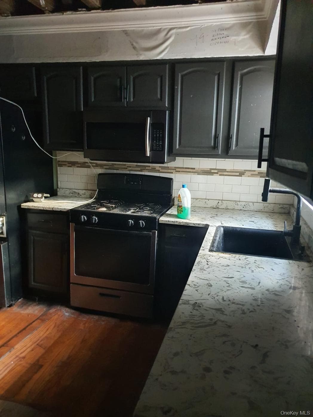 3341 Eastchester Road RD thumbnail 3