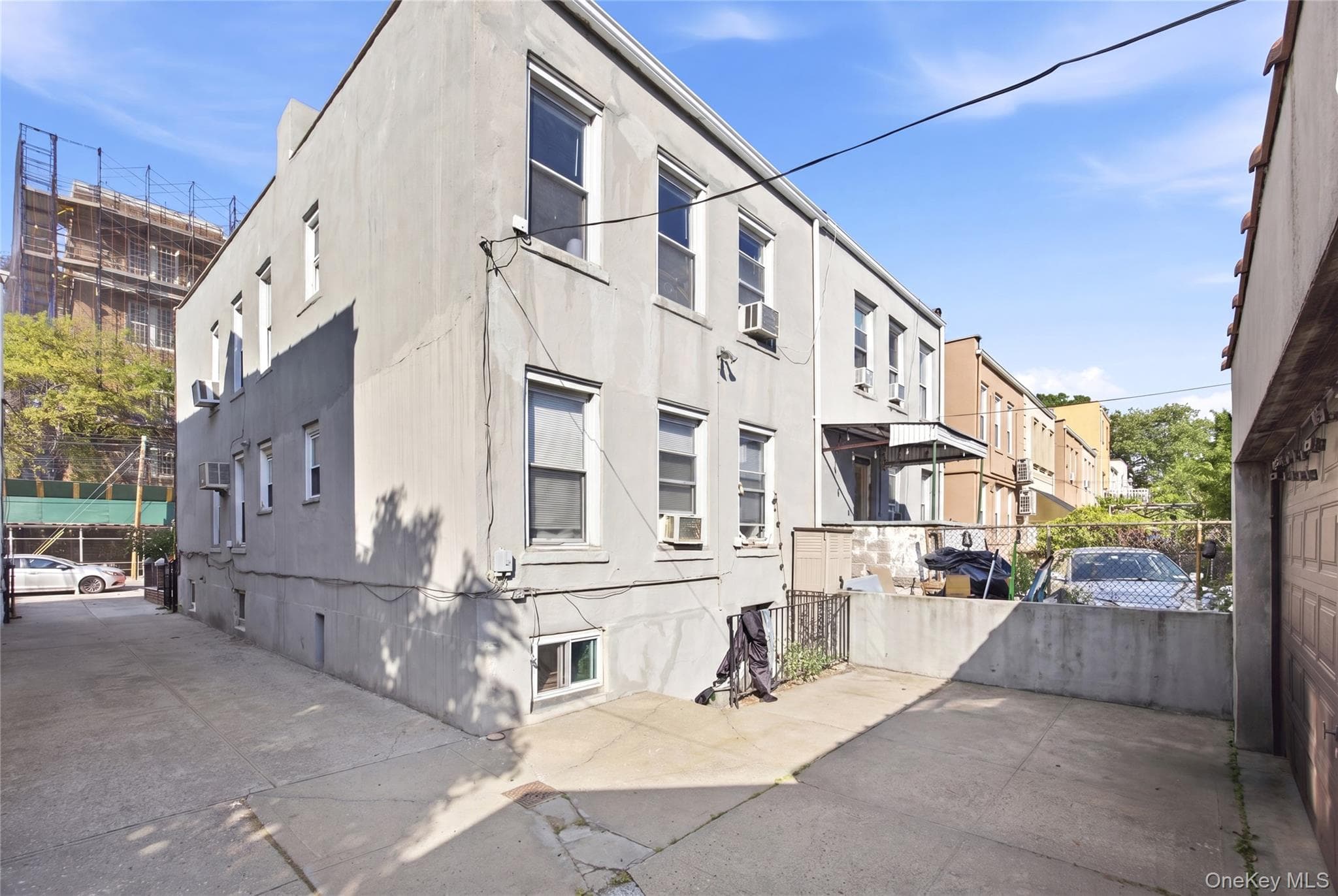 21-08 Ditmars Boulevard thumbnail 27