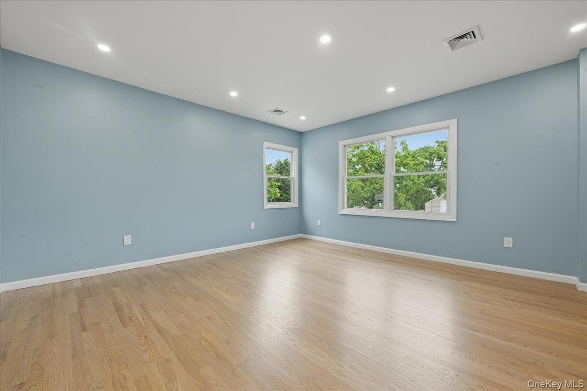 616 Harless Place thumbnail 12