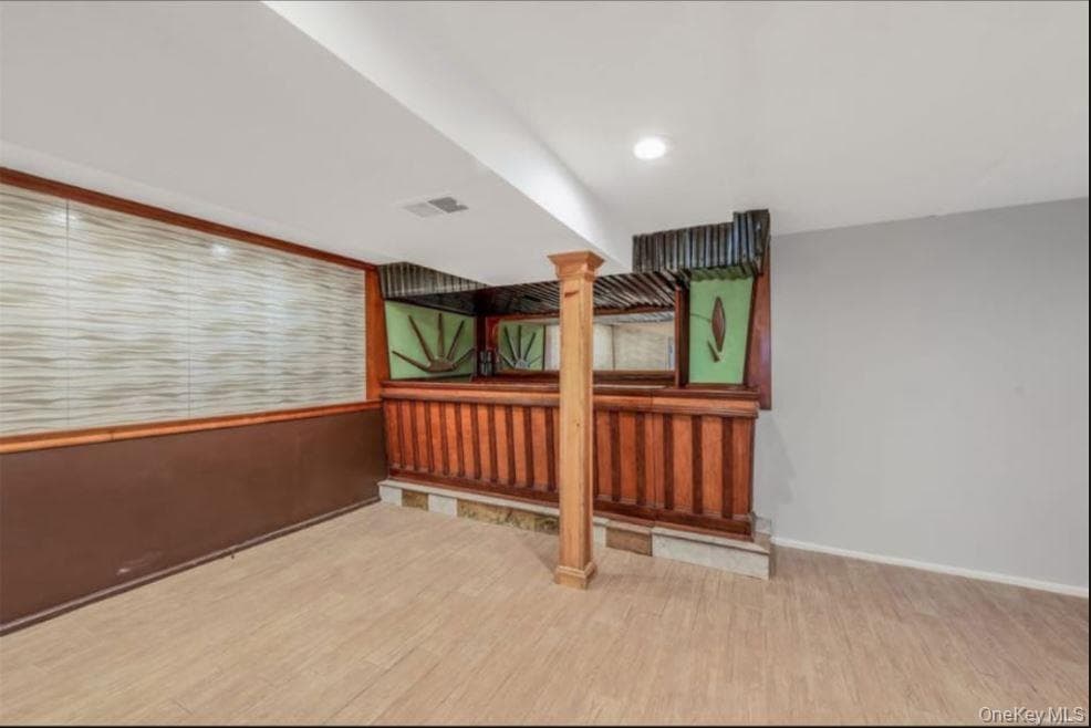 196 Westbury Boulevard thumbnail 11